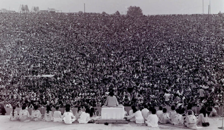 Swami Satchidananda durant le festival Woodstock en 1969