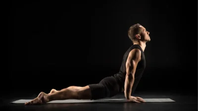 La posture du cobra.